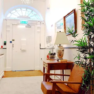 Viridian At 4 Apartment